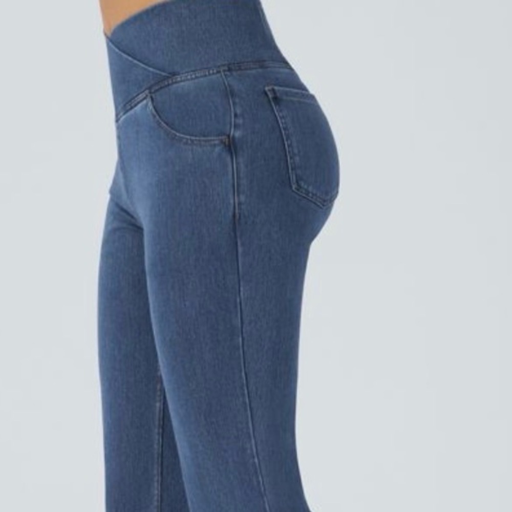 Women's Flex™ High Waisted Crossover Pocket Washed Casual Jeans - Halara Size 8/ - Picture 2 of 5